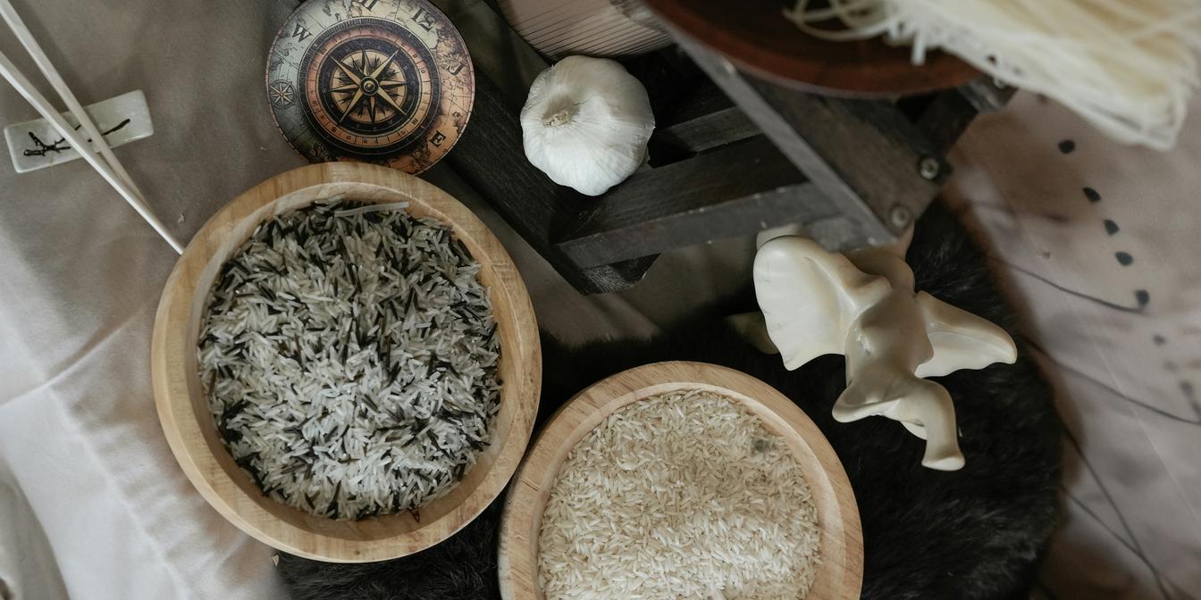 Uncooked Iranian rice varieties arranged for comparison